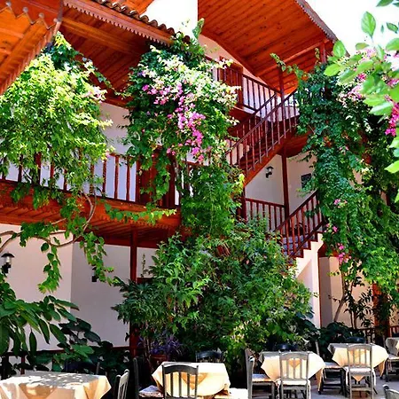 Su Hotel 3*