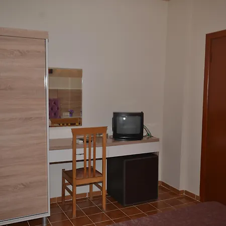 Su Szálloda 3*