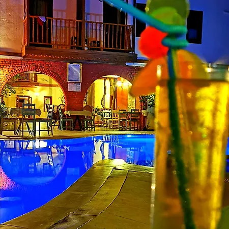 Su Hotel 3*