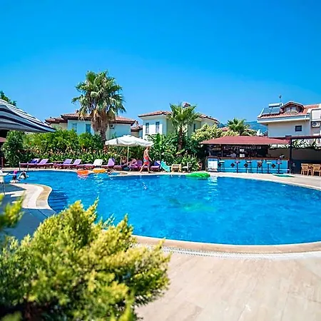 Su Hotel 3*