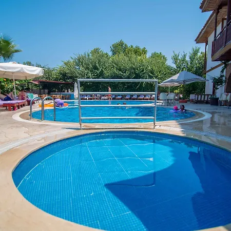 Hotel Su 3*
